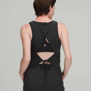 Lululemon open tie back tank top
